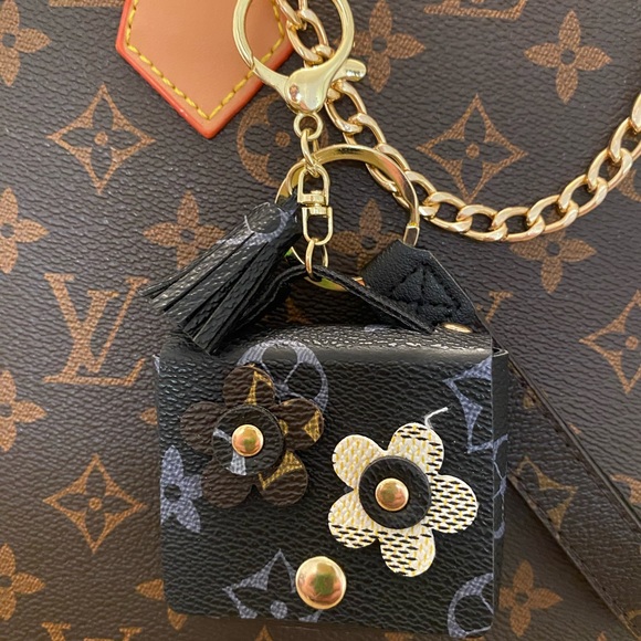 PURSE/HANDBAG ACCESSORIES CHARMS KEYCHAIN WITH CHAIN YOU CHOOSE - Picture 4 of 13